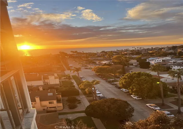 Photo 3 of Condo for sale at 4944 Cass St #1101, San Diego, CA 92109 | MLS# TR26144105 | Listing updated on 2026-07-07