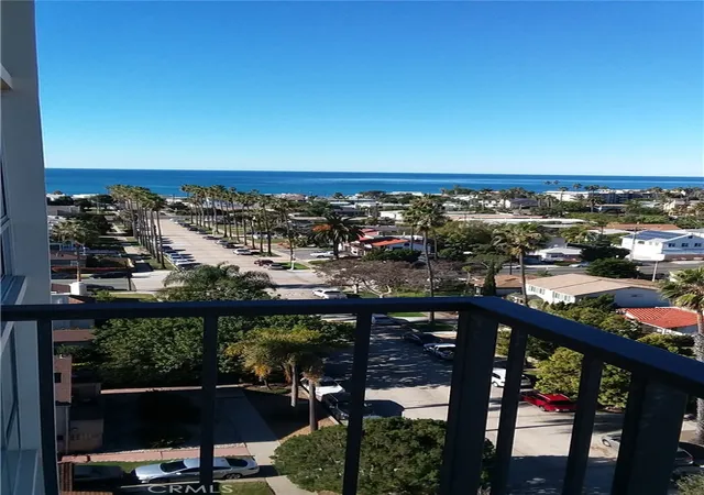 Photo 4 of Condo for sale at 4944 Cass St #1101, San Diego, CA 92109 | MLS# TR26144105 | Listing updated on 2026-07-07