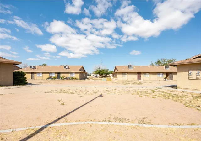5th image of 11200 Chamberlaine, Adelanto, CA 92301 | MLS# IV26146198