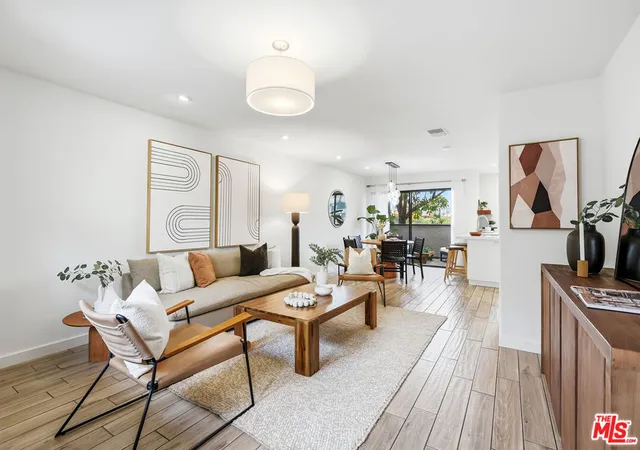 Homes for sale in Santa Monica, CA | 1802 20Th St #B, Santa Monica, CA 90404 | MLS# 26854727