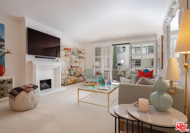 Listing Photo 2 - Condo for sale in building located at 8455 Fountain Ave, West Hollywood, CA 90069 - Unit #518