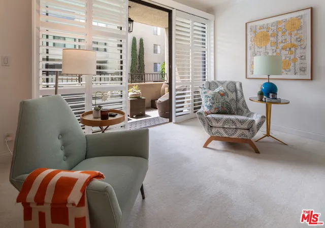Listing Photo 4 - Condo for sale in building located at 8455 Fountain Ave, West Hollywood, CA 90069 - Unit #518
