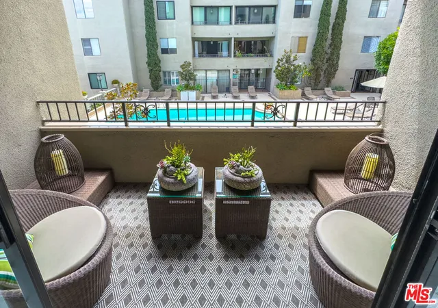 Listing Photo 5 - Condo for sale in building located at 8455 Fountain Ave, West Hollywood, CA 90069 - Unit #518