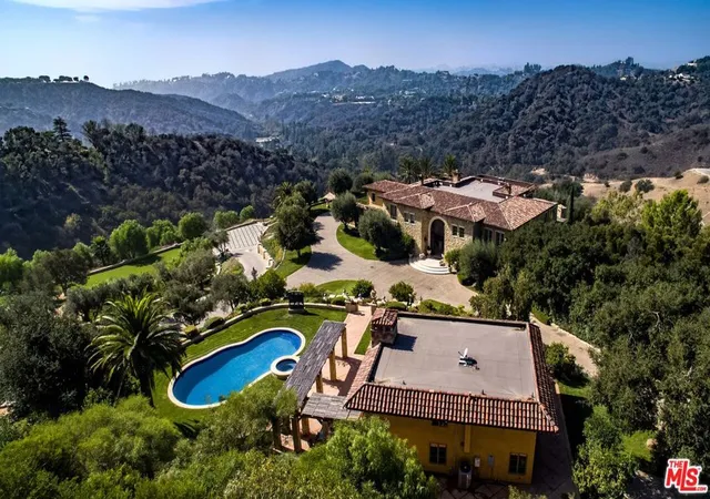 Homes for sale in Beverly Hills, CA | 12300 Mulholland, Beverly Hills, CA 90210 | MLS# 26843375