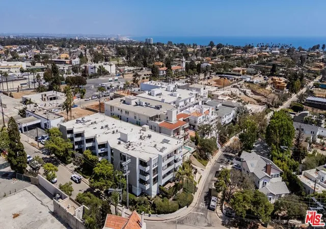 Photo 2 of Condo for sale at 15480 Antioch St #300A, Pacific Palisades, CA 90272 | MLS# 26854191 | Listing updated on 2026-09-16