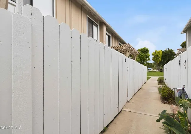 Photo 3 of Townhouse for sale at 3444 Lockwood Ct #18, Simi Valley, CA 93063 | MLS# 226003174 | Listing updated on 2026-09-23
