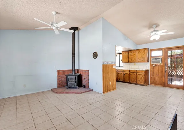Homes for sale in Victorville, CA | 15747 Lindero St, Victorville, CA 92395 | MLS# HD26146216
