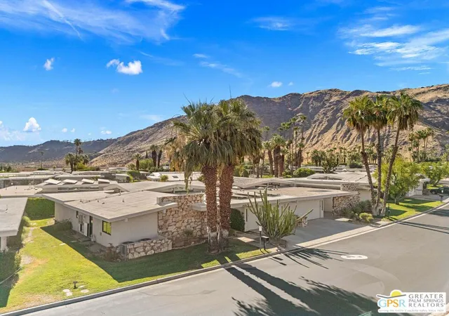 3rd image of 2426 S Madrona Dr, Palm Springs, CA 92264 | MLS# 26855825PS