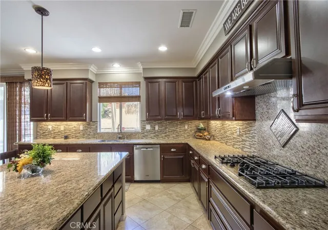 Photo 3 of Single family home for sale at 28483 Nautical Point Cir, Menifee, CA 92585 | MLS# SW26146373 | Listing updated on 2026-09-16