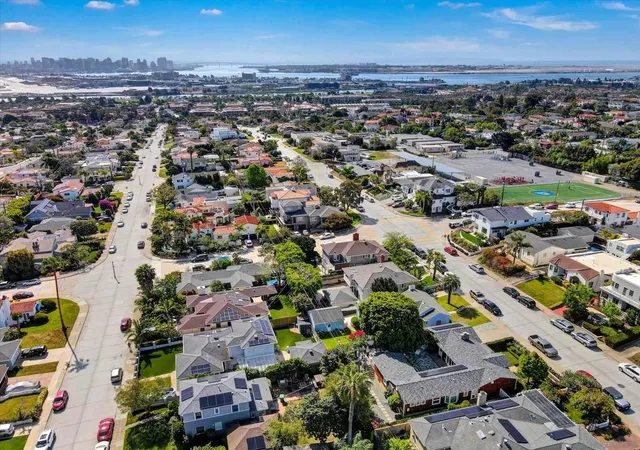 Photo 4 of Single family home for sale at 2540 Chatsworth, San Diego, CA 92106 | MLS# 260016342SD | Listing updated on 2026-08-04