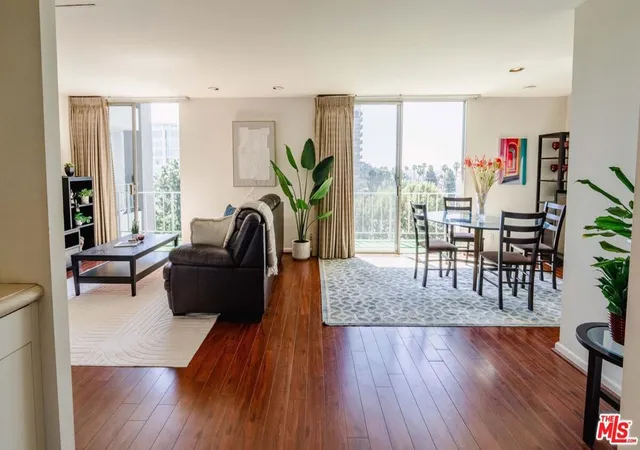 4th image of 100 S Doheny Dr #711, Los Angeles, CA 90048 | MLS# 26856003