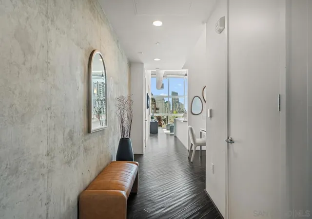 4th image of 1025 Island Ave, San Diego, CA 92101