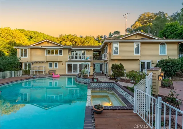 Photo 1 of Single family home for sale at 2923 Nuestra, Fallbrook, CA 92028 | MLS# SW26141340 | Listing updated on 2026-09-26