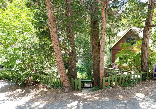 2nd image of 23404 Cloudview, Crestline, CA 92325 | MLS# IG26142456