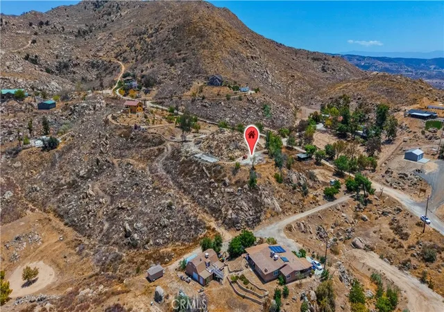 4th image of 41300 Polly Butte, Hemet, CA 92544 | MLS# SW26140173
