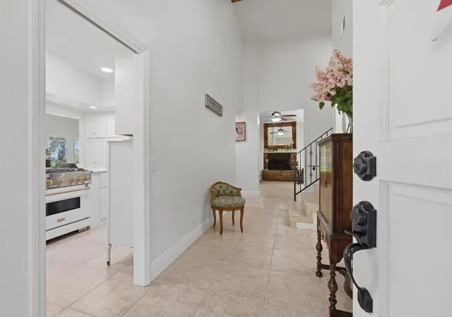 4th image of 3830 Lake Garden Dr, Fallbrook, CA 92028 | MLS# NDP2606426