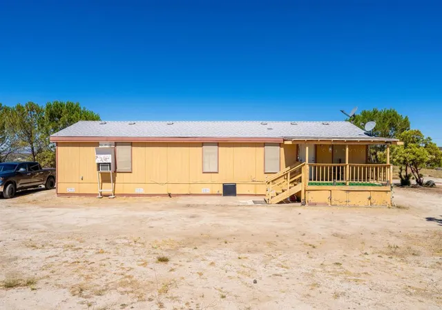 Photo 3 of Manufactured home for sale at 37621 Moon Valley Rd, Boulevard, CA 91905 | MLS# PTP2605084 | Listing updated on 2026-07-06