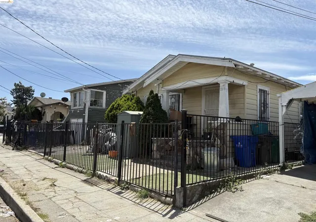 1st image of 7333 Weld St, Oakland, CA 94621 | MLS# 41140571
