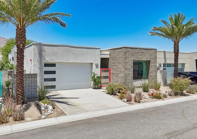 Photo 3 of Single family home for sale at 3735 Taylor Dr, Palm Springs, CA 92262 | MLS# 219149989DA | Listing updated on 2026-09-29