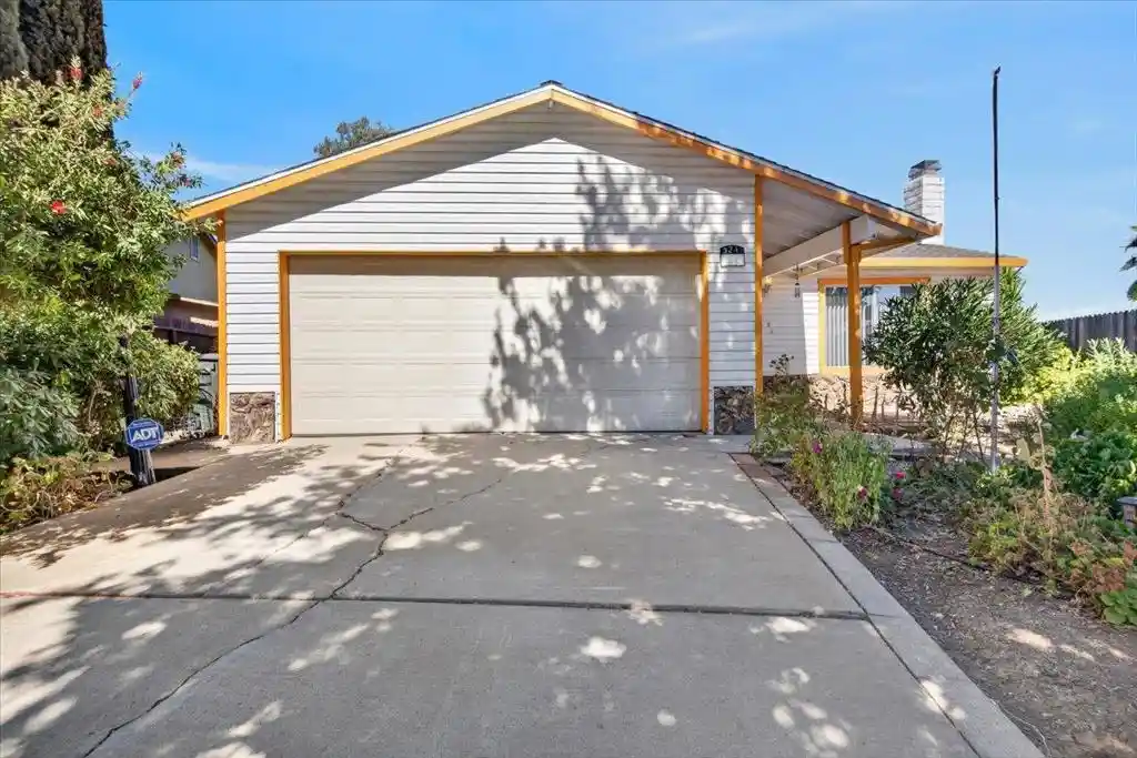 Single family home for sale at 324 Barros St, Patterson, CA 95363 | MLS# ML82053224