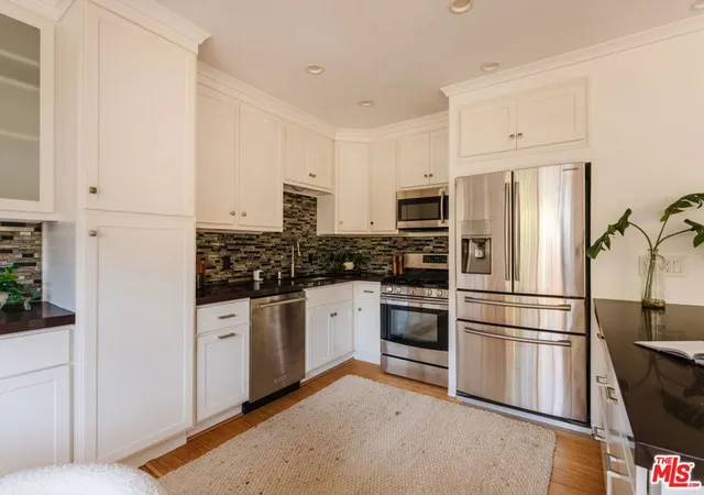 Photo 4 of Condo for sale at 10760 Missouri Ave #102, Los Angeles, CA 90025 | MLS# 26856309 | Listing updated on 2026-10-07