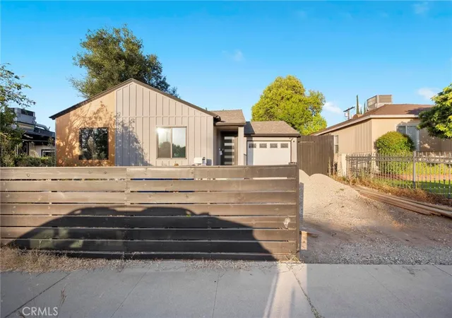 1st image of 5776 Hesperia Ave, Encino, CA 91316 | MLS# SR26146575