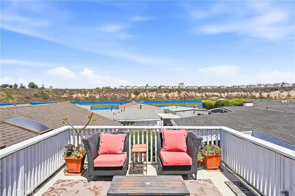 Photo 1 of Manufactured home for sale at 53 Saratoga, Newport Beach, CA 92660 | MLS# PW26146391 | Listing updated on 2026-10-17