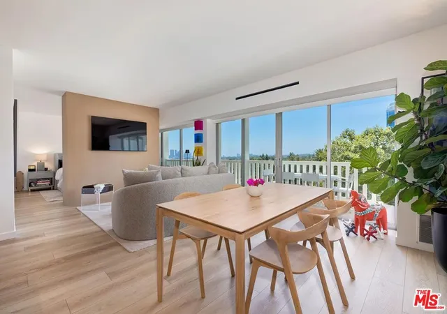 5th image of 999 N Doheny Dr #601, West Hollywood, CA 90069 | MLS# 26855857