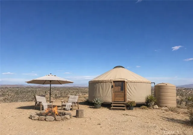 1st image of 0 Melody Ln, Yucca Valley, CA 92284 | MLS# JT26146700