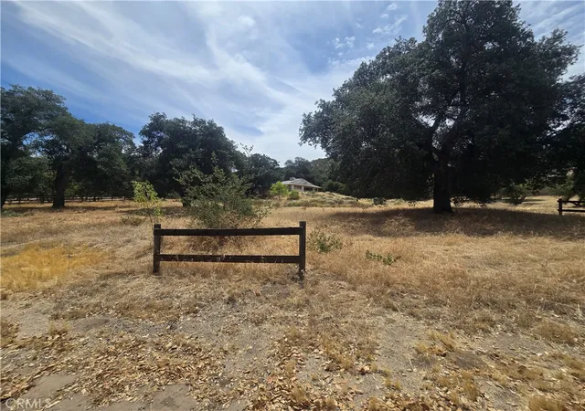 Photo 3 of Sale Pending at 32539 Camino Moro, Warner Springs, CA 92086 | MLS# DW26146710 | Listing updated on 2026-10-07