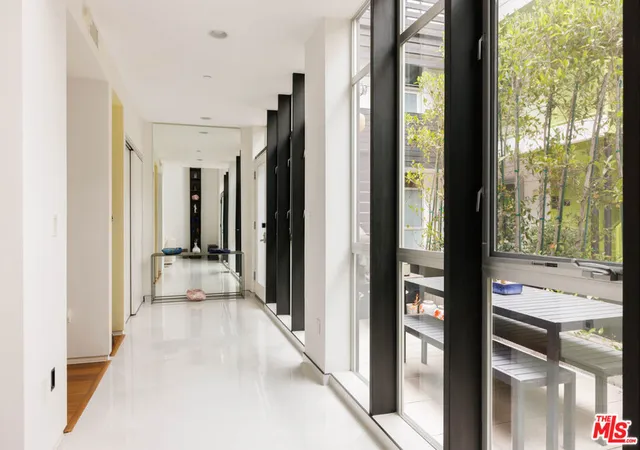 Photo 3 of Sale Pending at 825 N Kings Rd #2, West Hollywood, CA 90069 | MLS# 26853997 | Listing updated on 2026-10-03