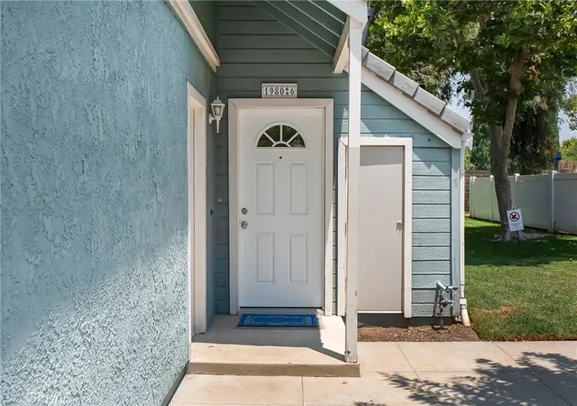 Homes for sale in Simi Valley, CA | 1980 Rory #6, Simi Valley, CA 93063 | MLS# SR26146814