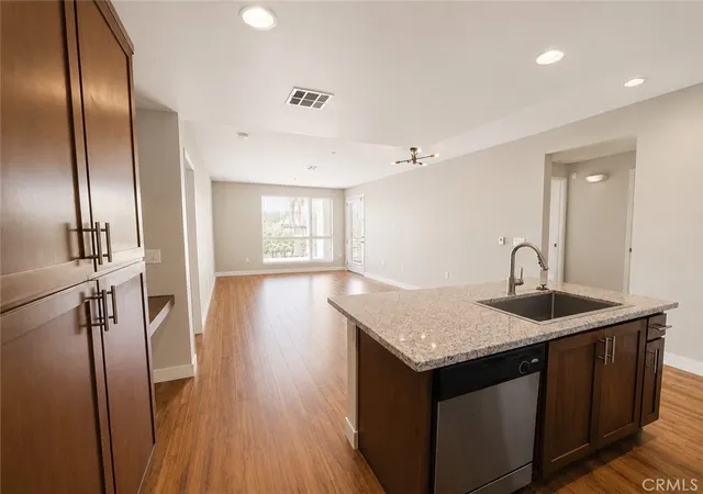 3rd image of 21301 Erwin St #322, Woodland Hills, CA 91367 | MLS# SR26140429