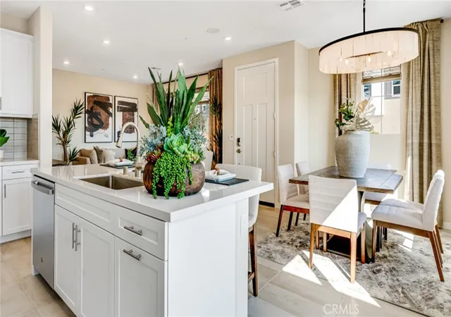 3rd image of 2839 E Amberley Privado, Ontario, CA 91762 | MLS# SW26147044