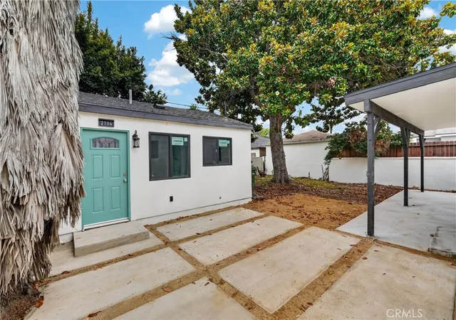 Photo 3 of Single family home for sale at 2106 W 94th Place, Los Angeles, CA 90047 | MLS# MB26143112 | Listing updated on 2026-09-27
