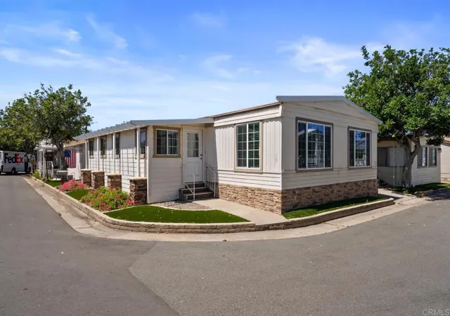 Homes for sale in Chula Vista, CA | 121 Orange Ave #SPC 39, Chula Vista, CA 91911 | MLS# PTP2605096