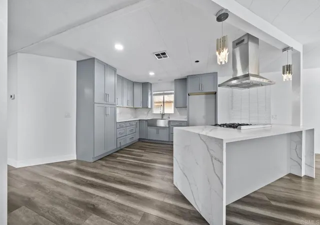 Photo 4 of Manufactured home for sale at 121 Orange Ave #SPC39, Chula Vista, CA 91911 | MLS# PTP2605096 | Listing updated on 2026-07-09