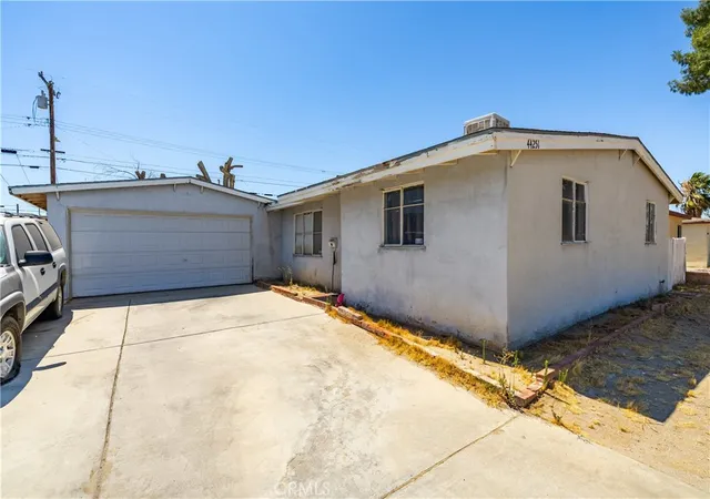 4th image of 44251 Carolside Ave, Lancaster, CA 93535 | MLS# SR26146896