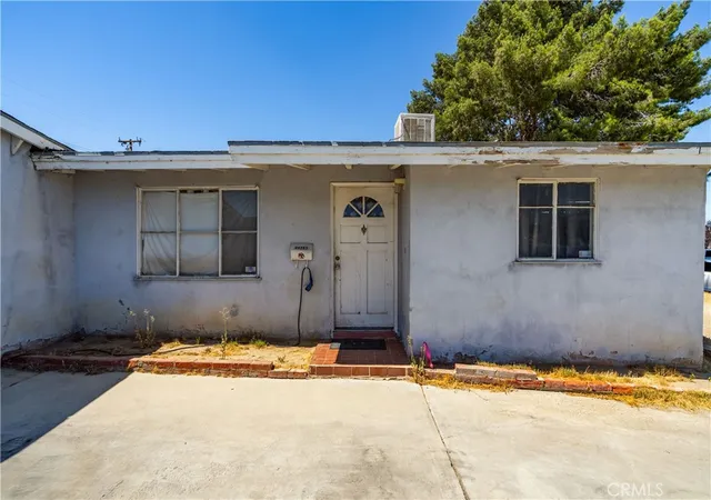 5th image of 44251 Carolside Ave, Lancaster, CA 93535 | MLS# SR26146896