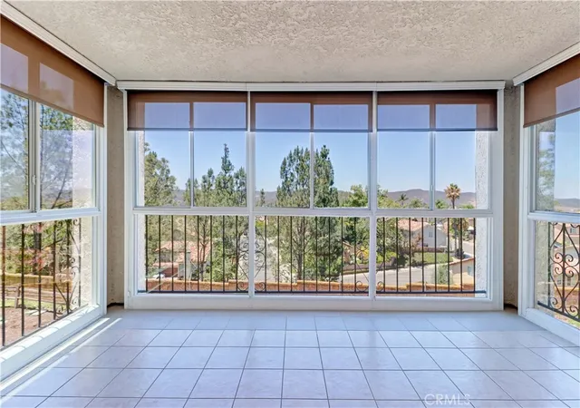 Photo 3 of Condo for sale at 4010 Calle Sonora Oeste #1C, Laguna Woods, CA 92637 | MLS# OC26145850 | Listing updated on 2026-10-05