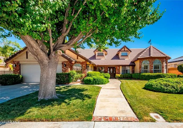 2nd image of 3803 W Avenue J15, Lancaster, CA 93536 | MLS# SR26147196