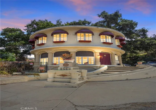 Photo 1 of Single family home for sale at 8618 La Tuna Cyn Rd, Sun Valley, CA 91352 | MLS# BB26144298 | Listing updated on 2026-09-23