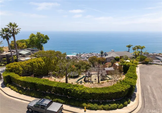 3rd image of 719 Davis Wy, Laguna Beach, CA 92651 | MLS# NP26123131