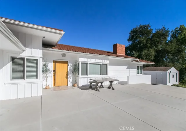 5th image of 4620 Caritina, Tarzana, CA 91356 | MLS# SR26147299