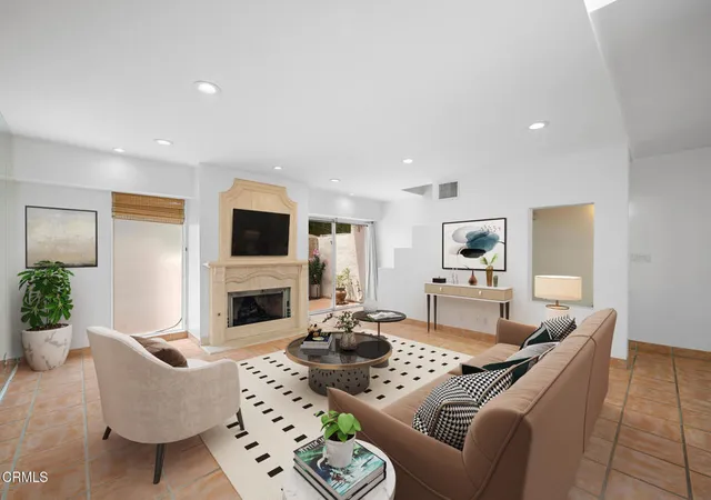 4th image of 400 Monterey Rd #16, Glendale, CA 91206 | MLS# P1-27889