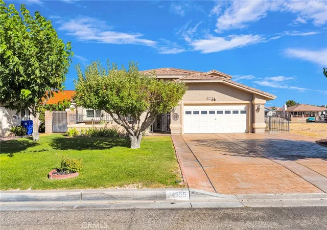 Photo 2 of Single family home for sale at 14555 Ketch, Helendale, CA 92342 | MLS# HD26143976 | Listing updated on 2026-09-19