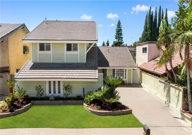 2nd image of 13791 Solitaire, Irvine, CA 92620 | MLS# OC26147059