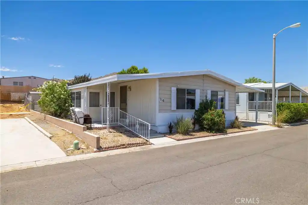 Photo 1 of Manufactured home for sale at 20683 Waalew Rd #B116, Apple Valley, CA 92307 | MLS# DW26146245 | Listing updated on 2026-08-19