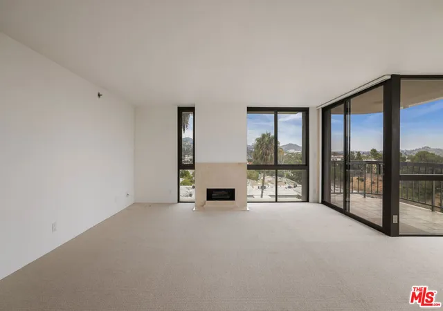 Photo 4 of Condo for sale at 222 Monterey Rd #505, Glendale, CA 91206 | MLS# 26855887 | Listing updated on 2026-10-06