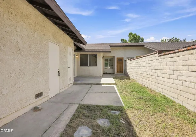 3rd image of 1732 Monte Vista Dr, Camarillo, CA 93010 | MLS# V1-37436